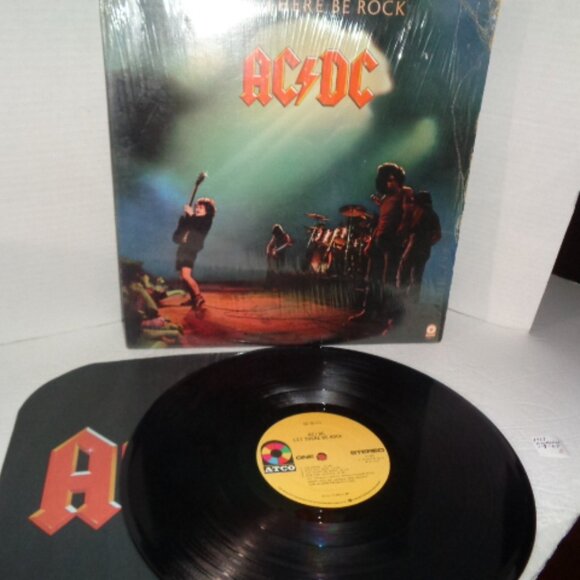 AC/DC Let There Be Rock LP. 1977 Original VG+ - Picture 2 of 4